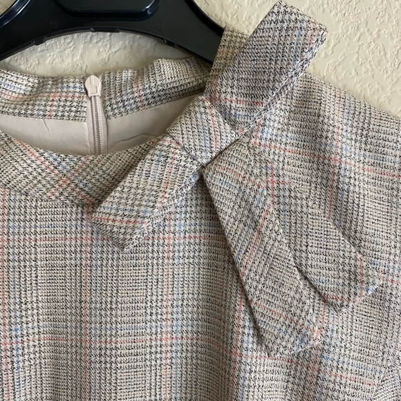 NWOT Gal Meets Glam Phillipa Dress Size 10 - Picture 5 of 7